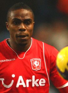 Braafheid agrees Bayern switch
