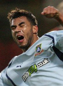 Posh accept Howe offer