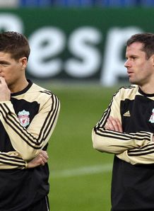 Gerrard pays Carra tribute