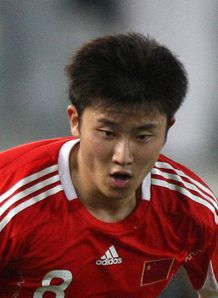 PSV swoop for Zhou