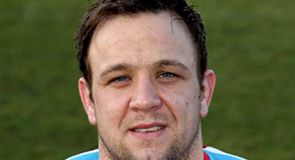 Bulls snare Sculthorpe