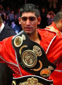 Khan to wait for title shot