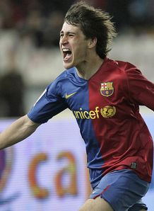 Bojan happy to stay at Barca