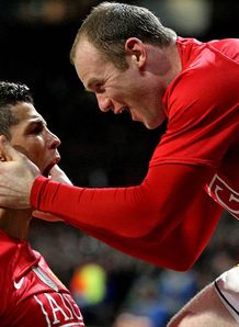 Ronaldo eyes Rooney link-up