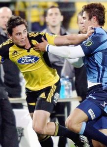 Dane Coles offload or Maa Nonu tackled Dane Coles offload or Maa Nonu tackled