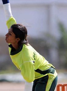 Maiden win for Pakistan