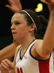 Leeds survive Lightning strike