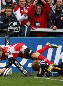 Gloucester move clear at top Gloucester move clear at top