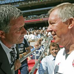 Fergie & Mourinho: Drinking buddies