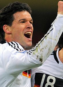 Low reassures Ballack