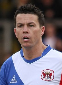 Carlisle suffer Harte break