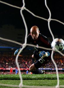 Reina targets clean sheets