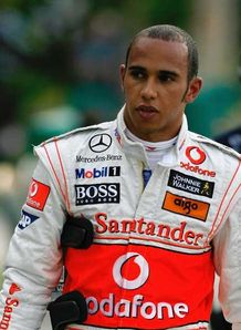 Coulthard support for Lewis