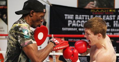 Floyd Sr still in favour