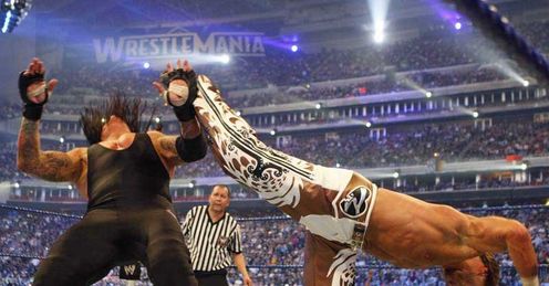 Shawn Michaels and the Undertaker at WrestleMania 25