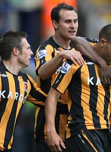 Tigers climb out of drop zone