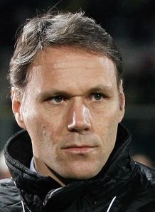 http://img.skysports.com/09/05/218x298/MarcoVanBasten_2271441.jpg