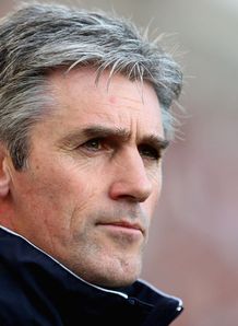 Irvine named Owls' new boss