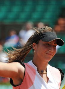 Rezai stuns Venus in Madrid