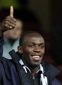 <b>Athletics:</b> Bolt breaks record