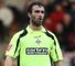 Glovers seal Stam signing