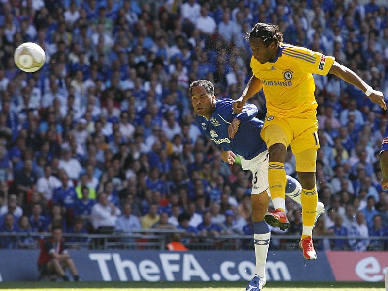 Didier-Drogba-FA-Cup-final-goal_2312418.jpg