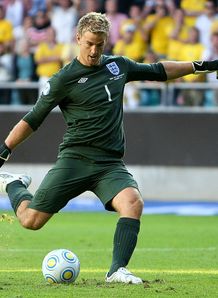 This is the perfect time for Arsenal to make a move for Joe Hart