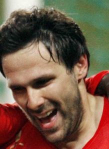 Wolves close on Leko Wolves close on Leko