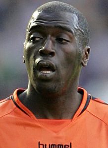 Gomis at the double for Terrors