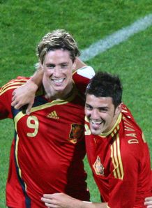 Torres tells Rafa to get Villa