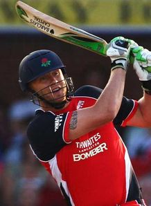 Lancashire deal for Flintoff