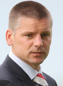 Bairns to bring in Compton
