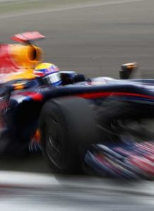 Webber sets early pace
