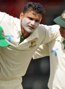 Fears grow over Mortaza injury