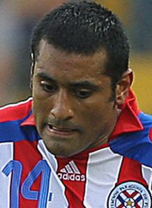 Bruce hails defender capture