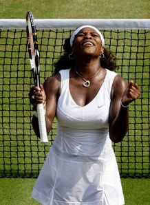Serena battles into final