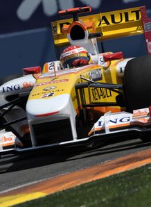Alonso on song in Valencia