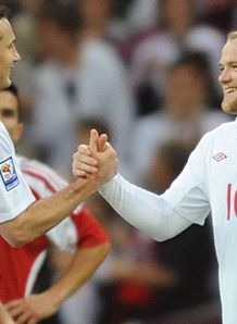 Lamps hails 'special' Rooney