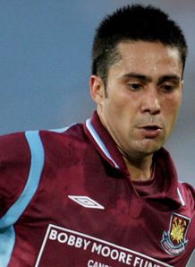 Jimenez aims dig at Prem