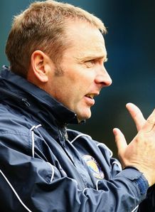 Hodge to continue Shrews trial