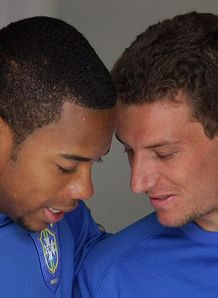 Robinho questions Elano exit