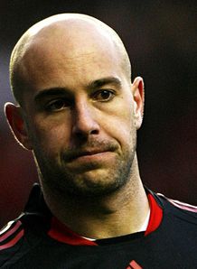 Reina saddened by Rafa exit