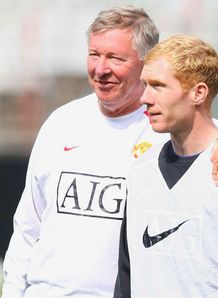 Scholes wants Fergie to stay
