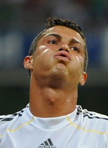 Ronaldo suffers ankle knock