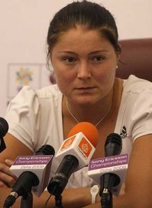 Safina faces Oz fitness race