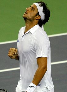 Lopez ends losing streak