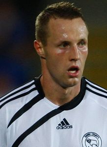 Stoor extends Rams stay