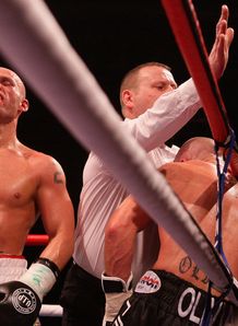 Ryan to wait for world shot