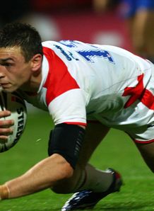 Revenge mission for Sinfield