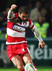 Nicky Robinson against the Dragons Nicky Robinson against the Dragons